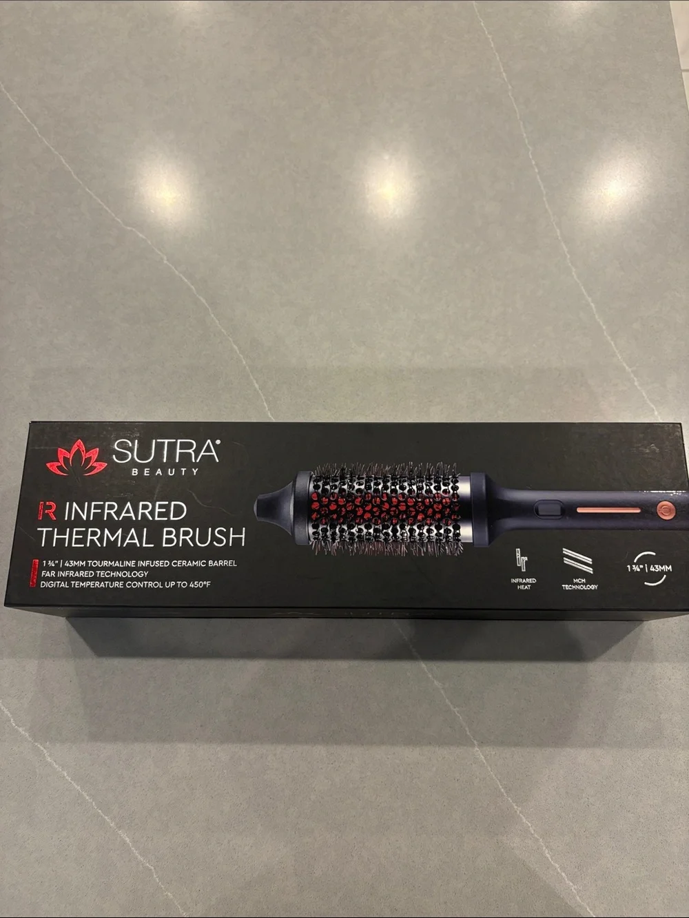 SUTRA Infrared Thermal Round Brush - Black with Red Accents